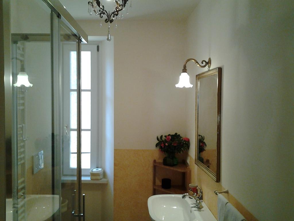 קומו B&B Villa Adelaide חדר תמונה